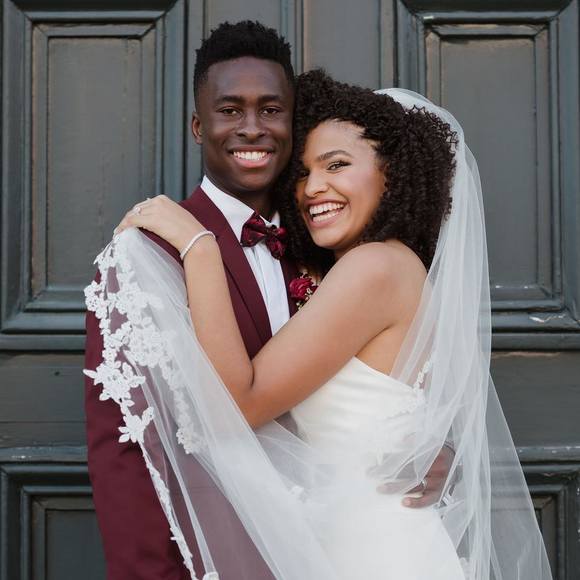 Meet your Posher, Diana - Picture 1 of 1